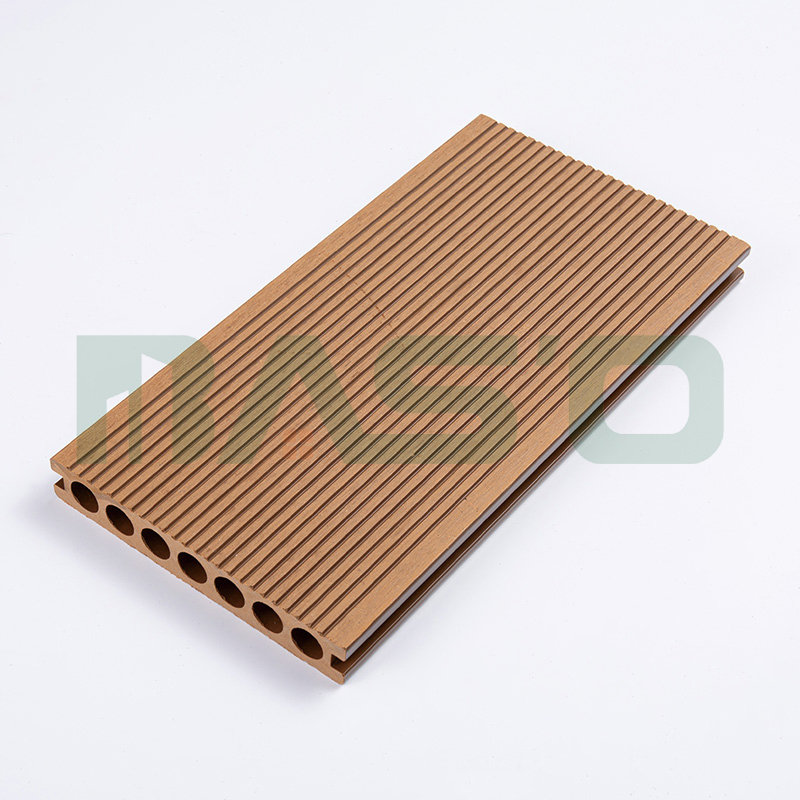 Co-extrusie versus klassieke WPC-wandpanelen voor gevels: hoe te kiezen
